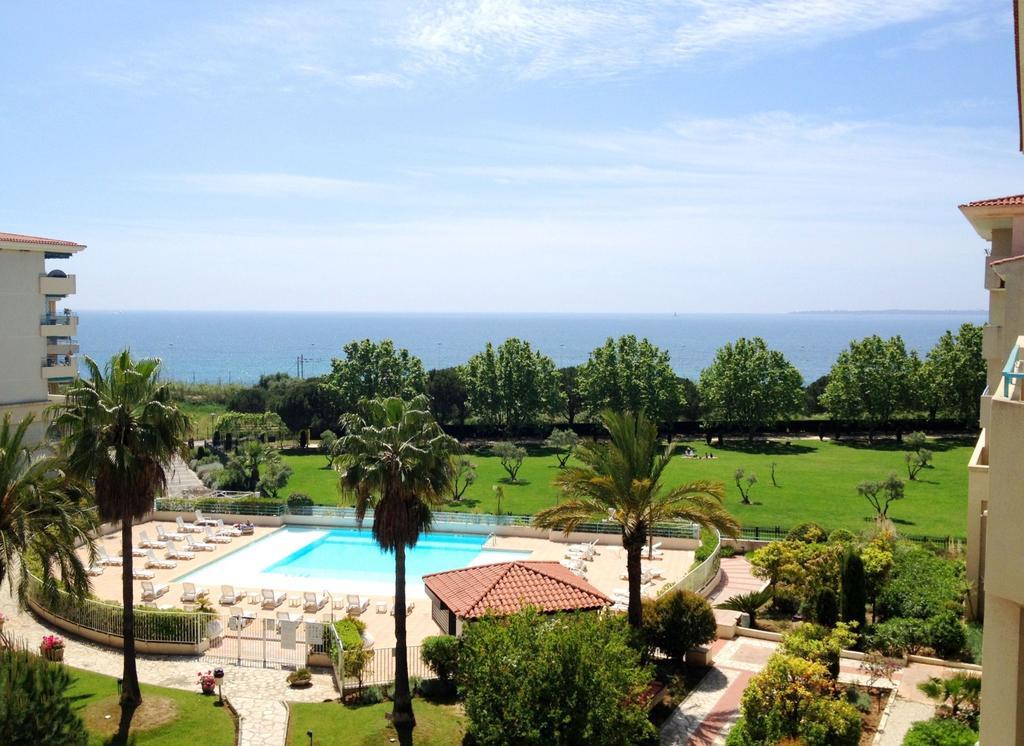 Residence Odalys Les Pins Bleus Juan-les-Pins Exteriör bild