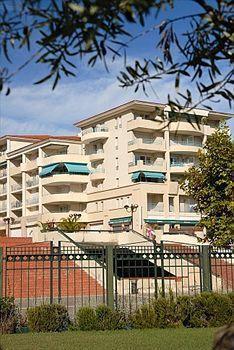 Residence Odalys Les Pins Bleus Juan-les-Pins Exteriör bild